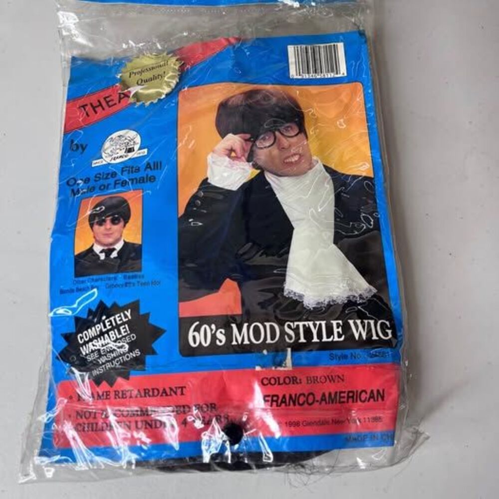 Franco-American Michelle's Wig Collection 60's Mod Style Wig